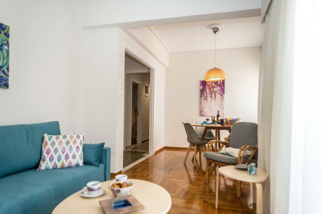 The Ideal Locale - A Sleek And Illuminated Space Kalamata Esterno foto